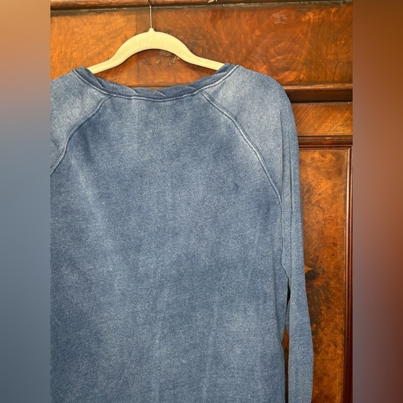 GUC Pam & Gela- Indigo Wash Side Lace-Up Sweatshirt. Size L - Picture 9 of 10